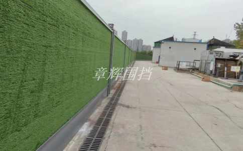 金屬圍擋的耐火性能和安全性如何考慮？
