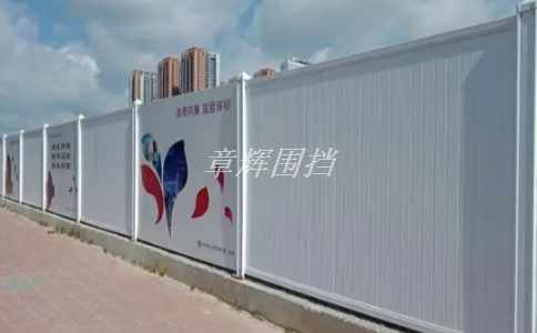 金屬圍擋的重量和厚度如何平衡，以達(dá)到*佳性能和使用效果？