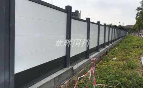 金屬圍擋的重量和厚度如何平衡，以達(dá)到*佳性能和使用效果？